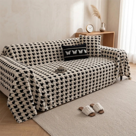 Stylla Houndstooth Plush Sofa Throw