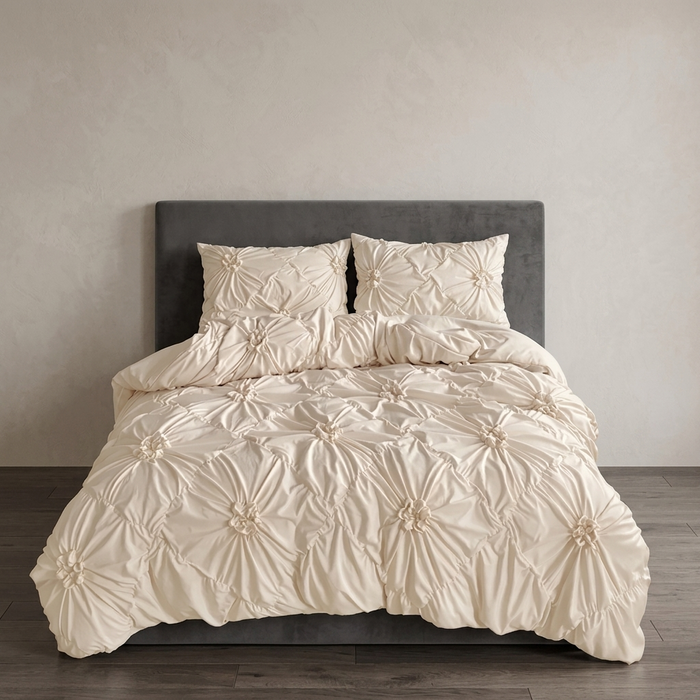Vloora Floral Ruffle Quilt Cover Set